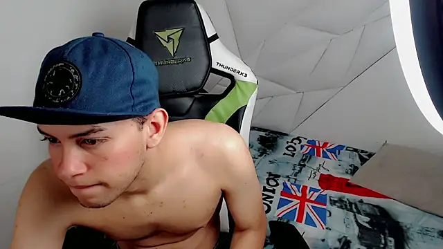 Luky twink online show from December 15, 4:18 am