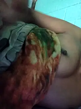 Snapshot of Plianna chatting on December 16, 1:26 pm Plianna online show from December 16, 1:26 pm