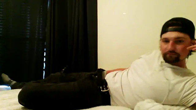 In tandem online show from March 14, 9:32 pm