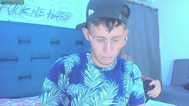 sweetboyssex  online show from December 15, 12:11 pm