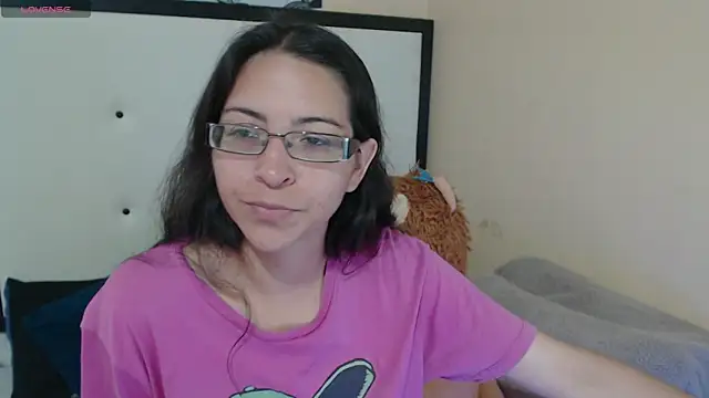 Snapshot of 1sasha_grey__1 chatting on June 4, 9:30 pm 1sasha grey 1 online show from June 4, 9:30 pm