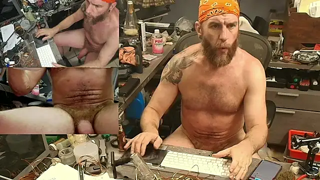 HouseOfHans online show from April 3, 2:56 pm