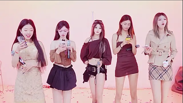 Luckygirls-339 online show from March 8, 2:04 am