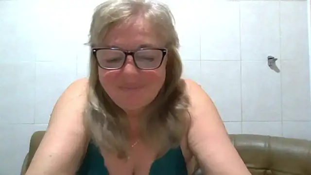 LinaLight88 online show from April 15, 6:56 pm