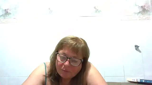 LinaLight88 online show from June 10, 9:05 pm