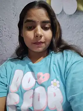 Snapshot of Himani_0122 chatting on June 26, 6:52 am Himani 0122 online show from June 26, 6:52 am