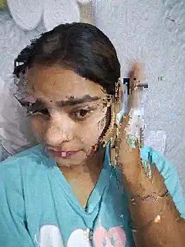 Snapshot of Himani_0122 chatting on June 27, 5:57 am Himani 0122 online show from June 27, 5:57 am