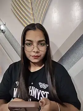 Snapshot of Himani_0122 chatting on July 10, 5:46 pm Himani 0122 online show from July 10, 5:46 pm