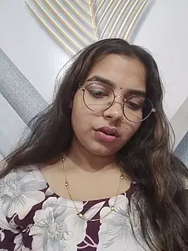 Snapshot of Himani_0122 chatting on July 6, 5:04 pm Himani 0122 online show from July 6, 5:04 pm