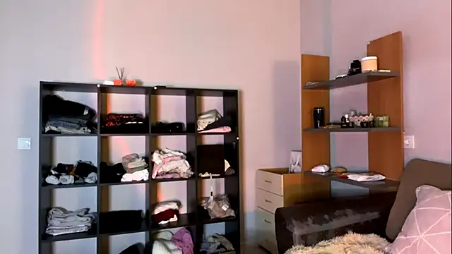 RandeeAntwi online show from December 17, 3:28 pm