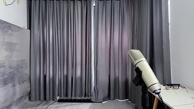 Snapshot of hafabva chatting on July 1, 1:50 am hafabva online show from July 1, 1:50 am