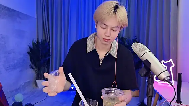 hafabva online show from April 17, 1:36 pm