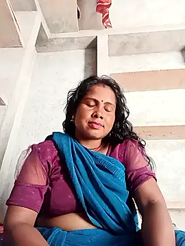 Shreya pandit online show from March 16, 6:06 am