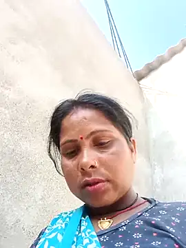 Shreya pandit online show from April 28, 2:27 am
