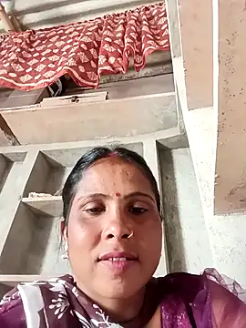 Shreya pandit online show from March 4, 6:43 am