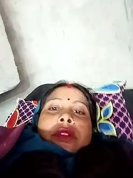 Snapshot of Shreya_pandit chatting on January 9, 11:28 am Shreya pandit online show from January 9, 11:28 am