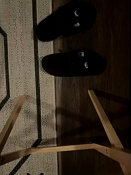 Snapshot of ebnysissycd chatting on December 21, 10:32 pm ebnysissycd online show from December 21, 10:32 pm