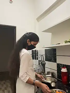 Pooja Love143 online show from April 9, 3:41 am