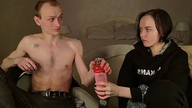 WeksaMur online show from April 3, 7:20 pm