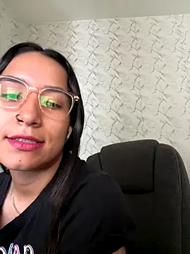 Val12777 online show from December 17, 2:44 pm