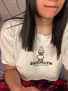 Val12777 online show from April 16, 12:06 pm