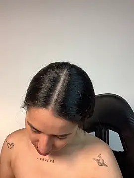 Val12777 online show from February 18, 12:01 pm