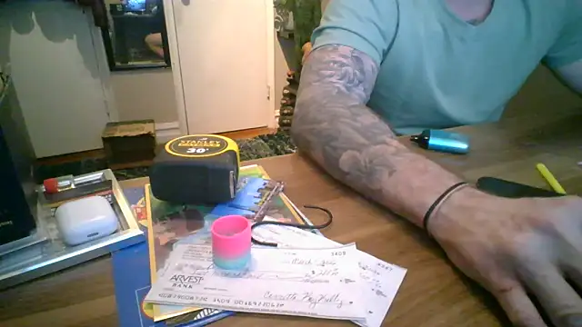 jakerob8668 online show from March 21, 2:35 am