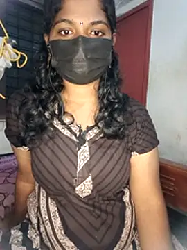 Snapshot of tamilsaisree chatting on December 19, 4:53 pm tamilsaisree online show from December 19, 4:53 pm