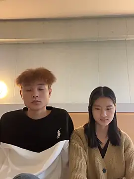 Snapshot of BY-668 chatting on December 15, 1:06 pm BY-668 online show from December 15, 1:06 pm