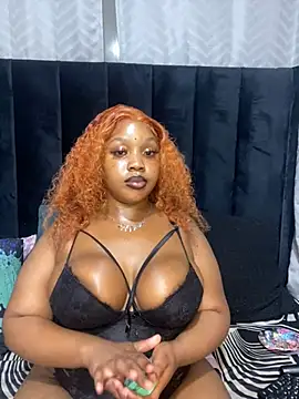 THICKBARBIE32 online show from June 18, 1:48 am