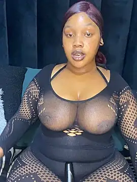 THICKBARBIE32 online show from June 24, 9:56 pm