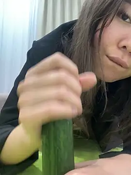 Sarah2127 online show from February 10, 7:35 pm