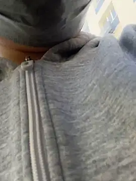 Sarah2127 online show from April 8, 10:39 am