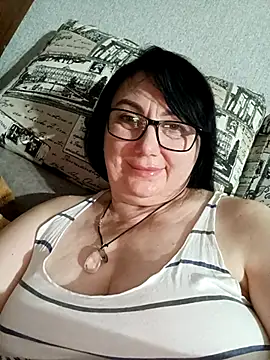 Snapshot of MariSwan222 chatting on June 24, 8:39 pm MariSwan222 online show from June 24, 8:39 pm