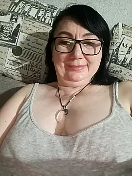 Snapshot of MariSwan222 chatting on July 1, 8:42 pm MariSwan222 online show from July 1, 8:42 pm