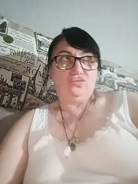 Snapshot of MariSwan222 chatting on June 9, 6:09 pm MariSwan222 online show from June 9, 6:09 pm