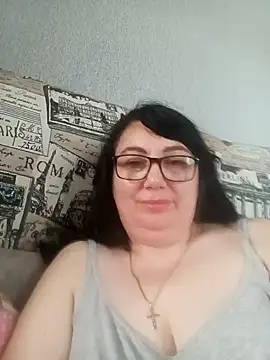 Snapshot of MariSwan222 chatting on June 11, 5:04 am MariSwan222 online show from June 11, 5:04 am