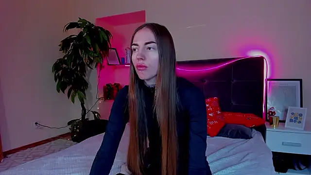 Snapshot of AdrianaCult chatting on January 9, 6:42 am AdrianaCult online show from January 9, 6:42 am