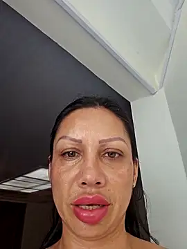 Grace Velvet online show from April 2, 9:21 pm