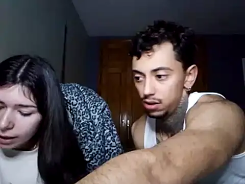 sorbetedeframbuesa68 online show from February 16, 6:50 pm