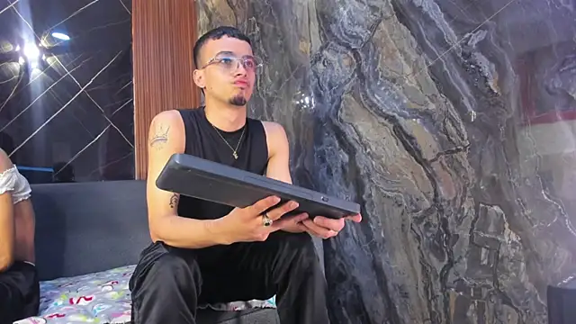 THE FRANCK BOY online show from January 8, 9:43 pm