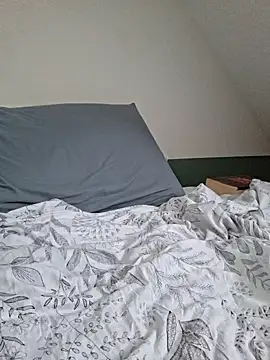 Ghost Pie online show from April 13, 5:06 pm