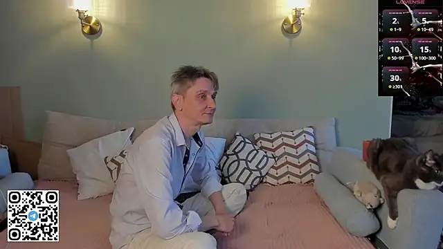 WeliosCouple online show from March 28, 7:20 am