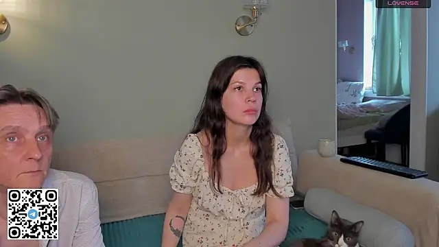 WeliosCouple online show from April 19, 7:09 am