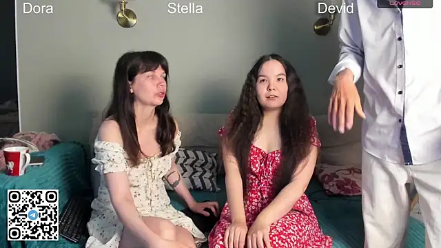 WeliosCouple online show from June 19, 7:03 am