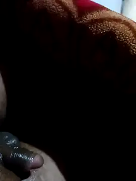 Snapshot of sexloverg7 chatting on December 18, 7:57 am sexloverg7 online show from December 18, 7:57 am