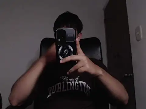 T-PHotxCouple online show from April 12, 3:43 am