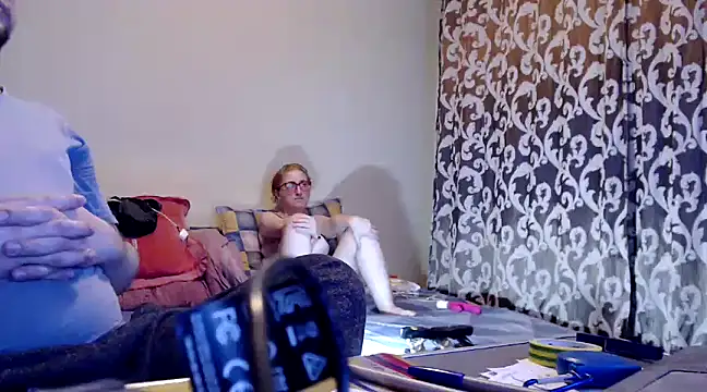 yunis32 online show from January 26, 5:13 pm