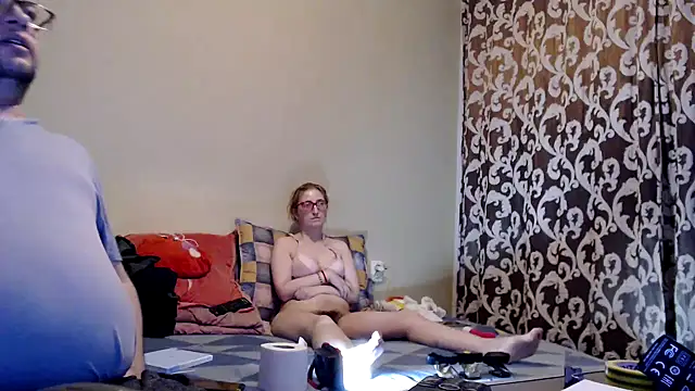 yunis32 online show from February 27, 6:31 pm