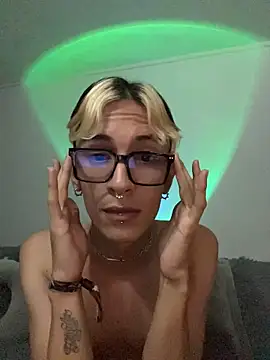 Dracco Velour  online show from February 21, 5:09 am